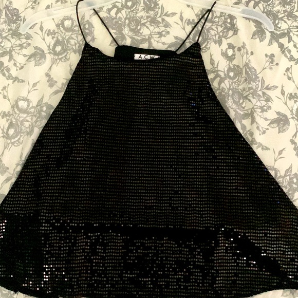 Flowy Sequinned Tank Top - Picture 6 of 6